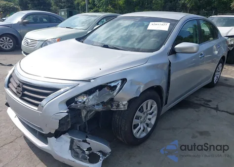 2015 Nissan Altima 2.5/2.5 S/2.5 Sl/2.5 Sv from USA, damaged, VIN 1N4AL3AP5FN317962